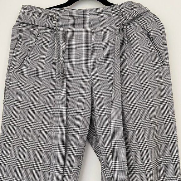 Zara Paperbag Checkered Pants - Picture 1 of 5